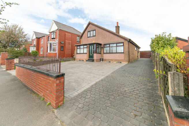 No. 292a, Blackpool Road, Carleton, Lancs FY6 7QU photo 2