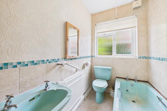 3 bed Terraced for sale Image 12