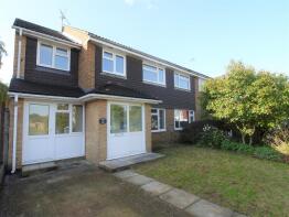 65, The Pines, Horsham RH12 4UE