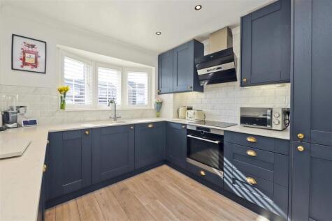 Stowe Crescent, Ruislip