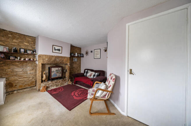 1360933-19-68de47...