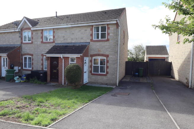 Front elevtion and driveway