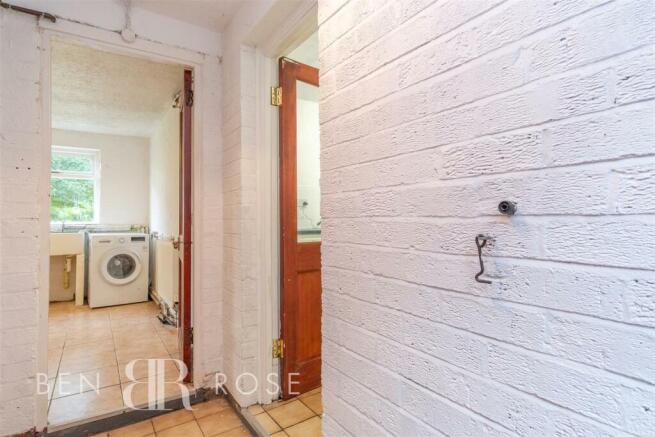 Vestibule/Utility