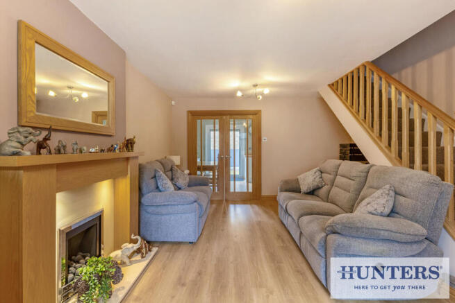 3 bed Semi-Detached for sale Image 5