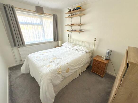 BED 2.jpg