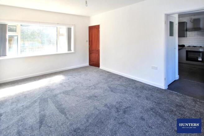 3 bed House to rent Image 5