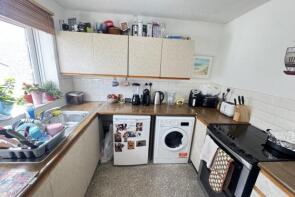 8 Flat 8, Pascall Court, St Peter's Street, Roath, Cardiff CF24 3DH