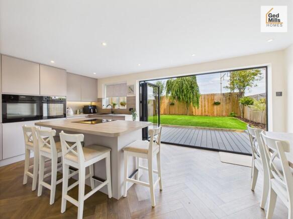 CAM04261G0-PR0072...