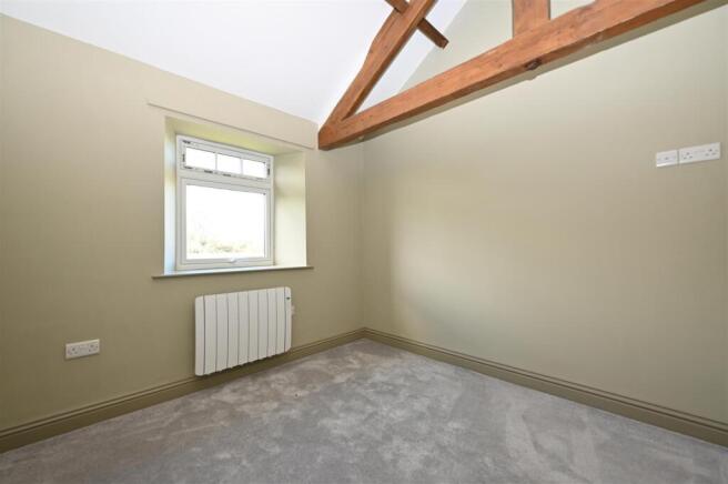 3 bed Barn Conversion for sale Image 11