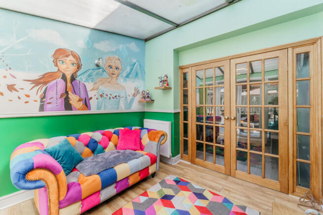 3 bed Semi-Detached for sale Image 10