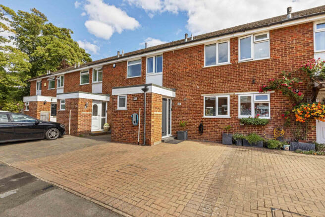 8 Beeching Stoke, SL7 1JH (LOW RES)-17