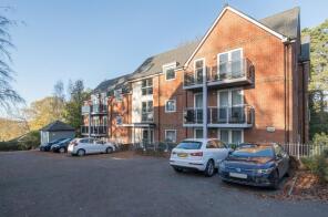 Flat 10, 60 Ashcroft Court, Winchester Road, Eastleigh SO53 2GN
