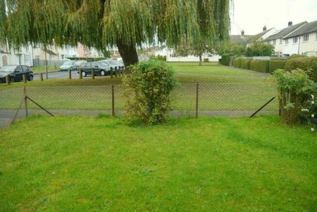FRONT GARDEN