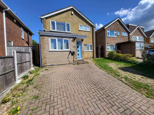 4 Bedroom Detached for Rent