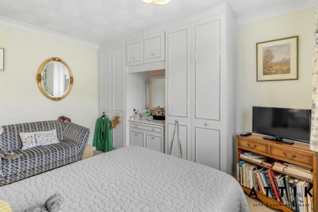 27 Dakings Drift halesworth IP19 8TQ (8).jpg