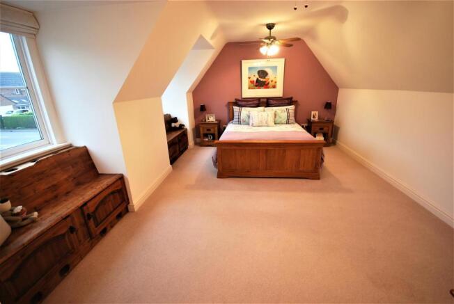MASTER BEDROOM: