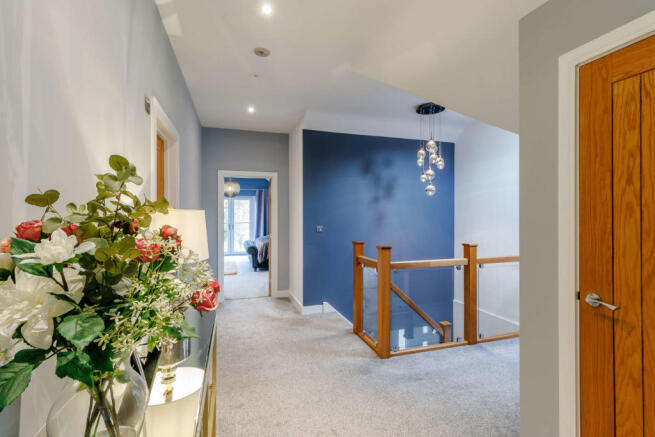 8490357-Interior18-800