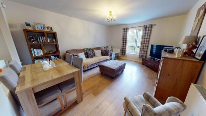 2 bed Apartment for sale Image 4