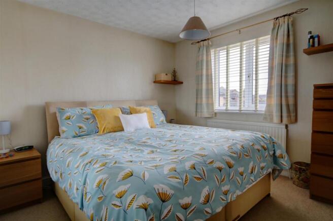 Bedroom 1a.jpg