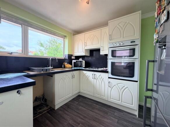 KITCHEN1