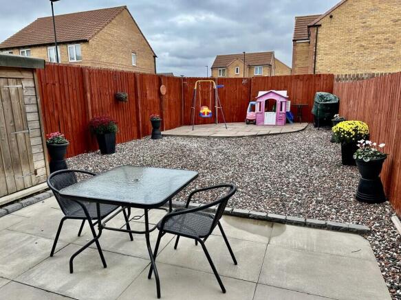 Fenton Close, Stainforth, Doncaster photo 2