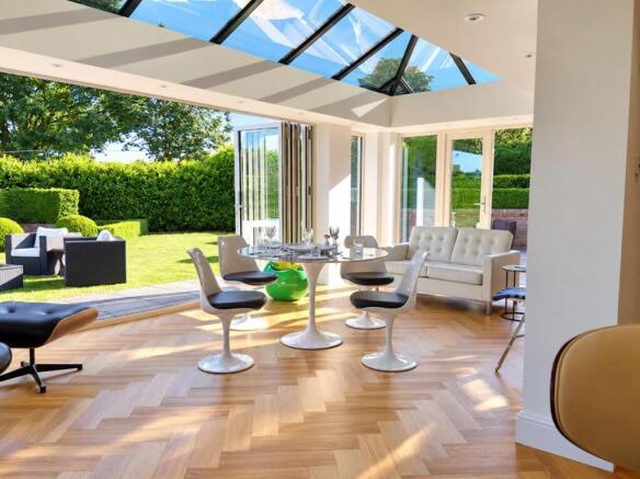 Turnberry Lane, Collingtree Park, Northampton photo 4