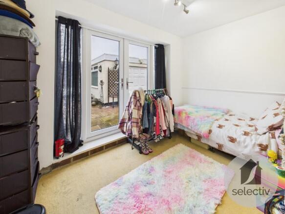 2 bed Semi-Detached Bungalow for sale Image 7