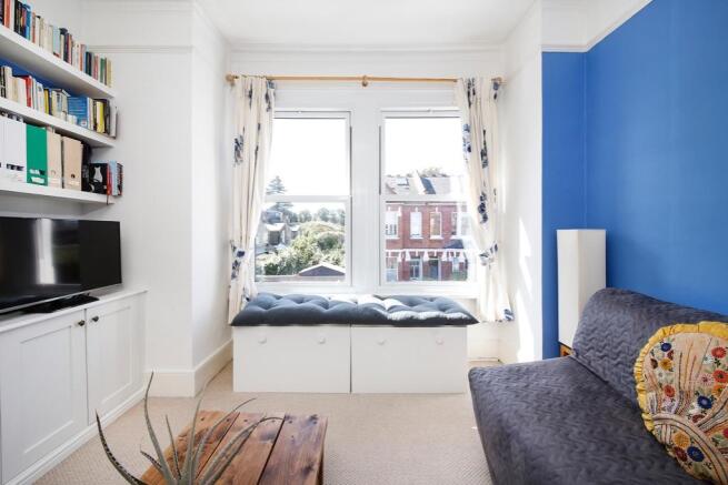 Bedroom 2/reception