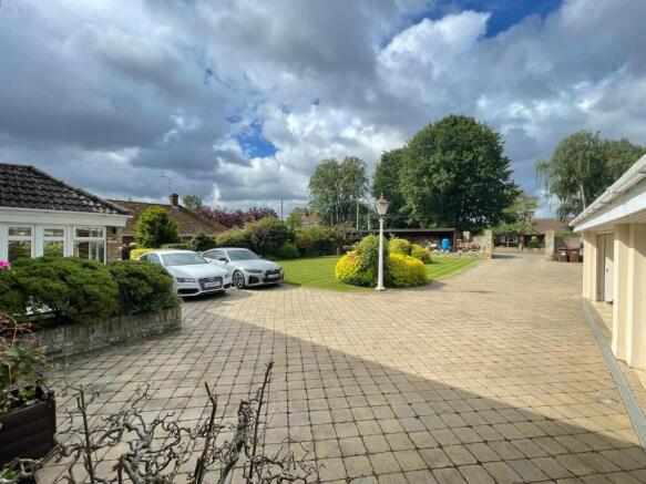 FRONT DRIVEWAY