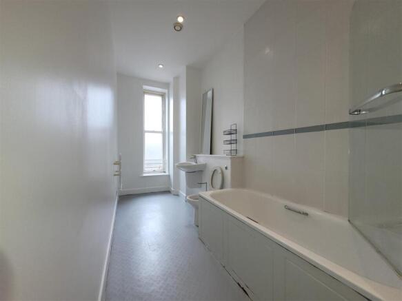 1 bed Flat to rent Image 5
