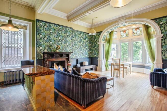 10 bed Detached for sale Image 9