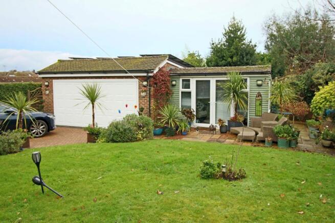Garden office and Garage