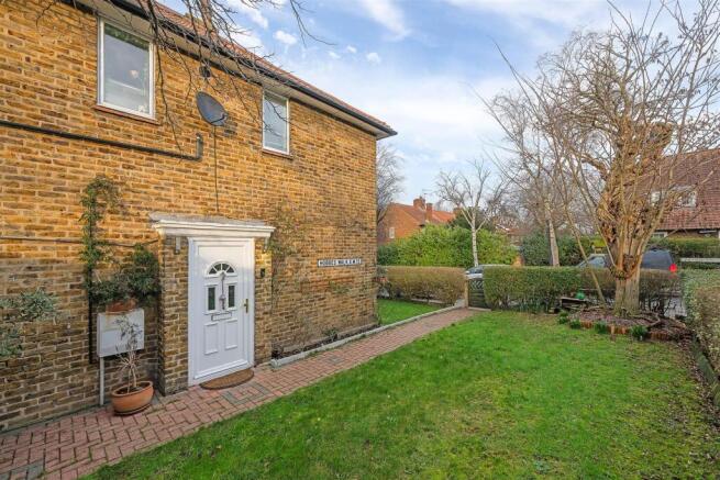 Sunnymead Road-2.jpg