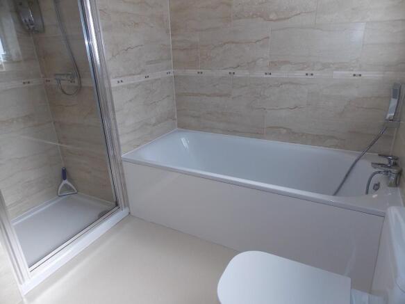 Bath/shower room