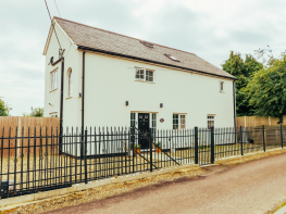 5 New Cottage, Hoe Lane, Great Waltham, Chelmsford CM3 1DT