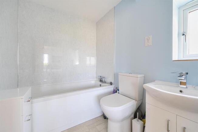 Jack and Jill En-suite