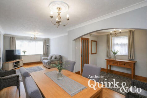 Betterton Road, Rainham, RM13