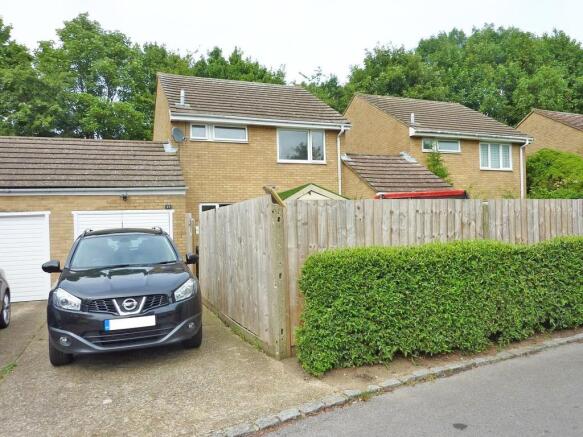Driveway/Garage