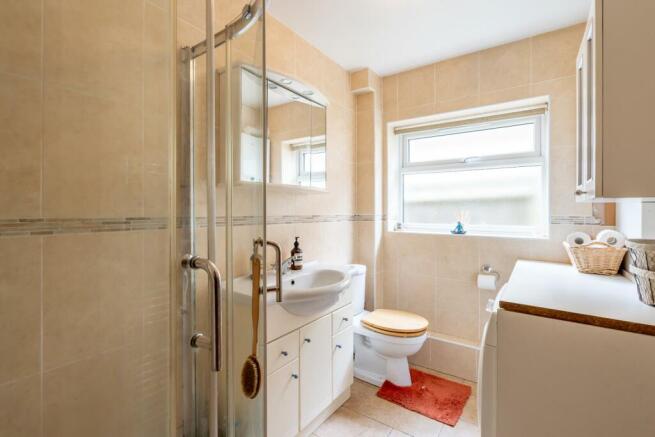 Shower Room.jpg