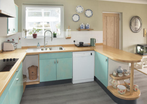 05 - Kitchen