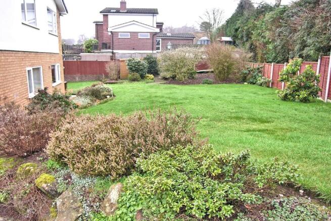 GARDEN VIEW 1