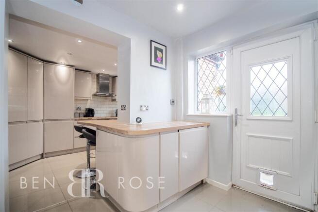 Kitchen/Utility Room