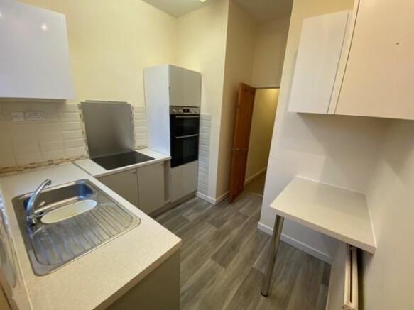 Kitchen 1.jpg