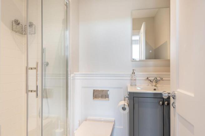 Shower En-Suite