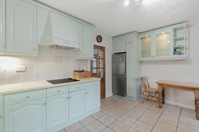 4 bed Detached Bungalow for sale Image 5