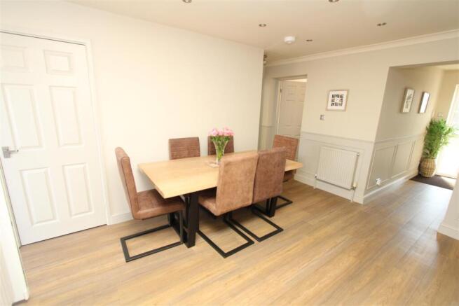 3 bed Detached for sale Image 7