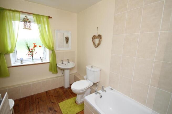 BATHROOM/W.C.