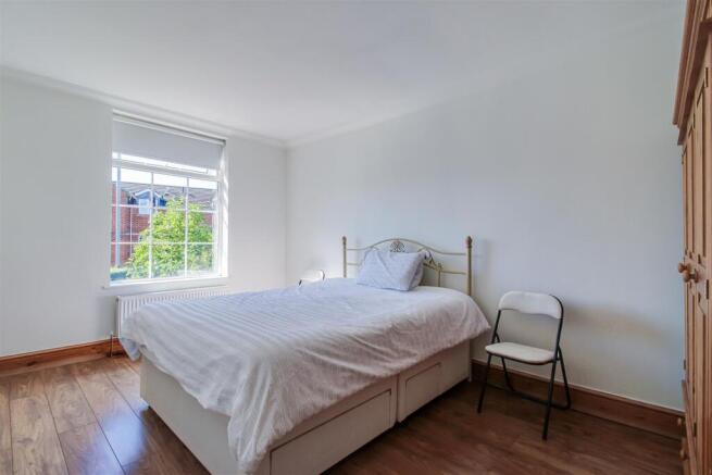 2 bed Semi-Detached for sale Image 6