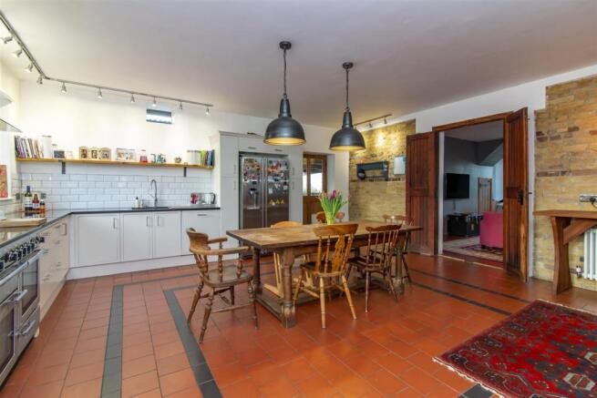 Kitchen / Breakfast Room