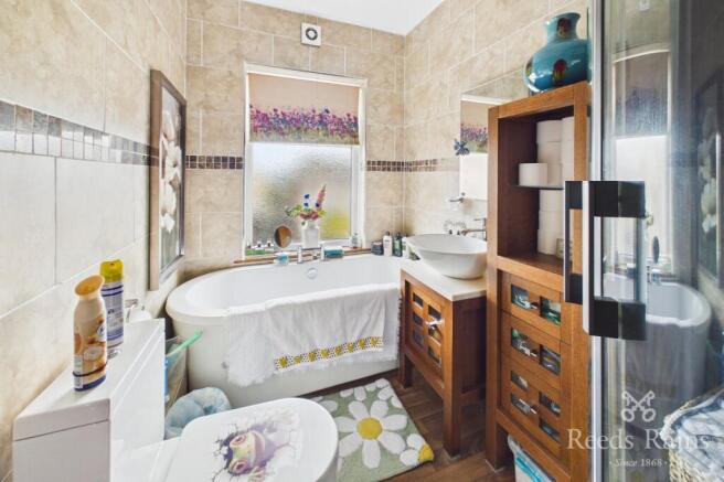 2 bed Terraced for sale Image 6